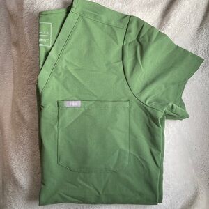 Figs Catarina scrub top Fern size small